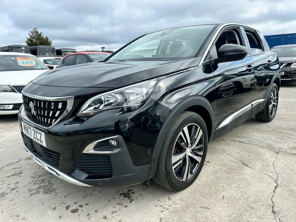 Peugeot 3008 1.2 Puretech Allure Euro 6 Ss MW17ZCZ Black #4