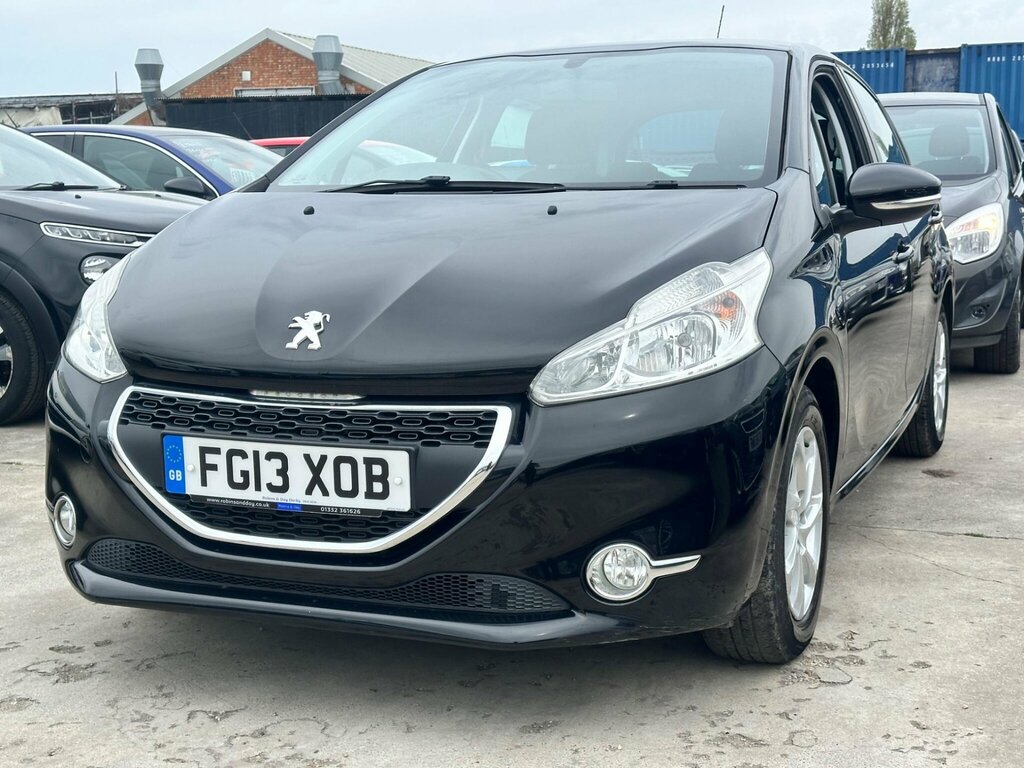 Peugeot 208 1.2 Vti Active Euro 5 FG13XOB Black #2