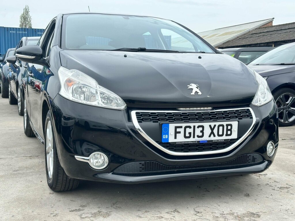 Peugeot 208 1.2 Vti Active Euro 5 Black