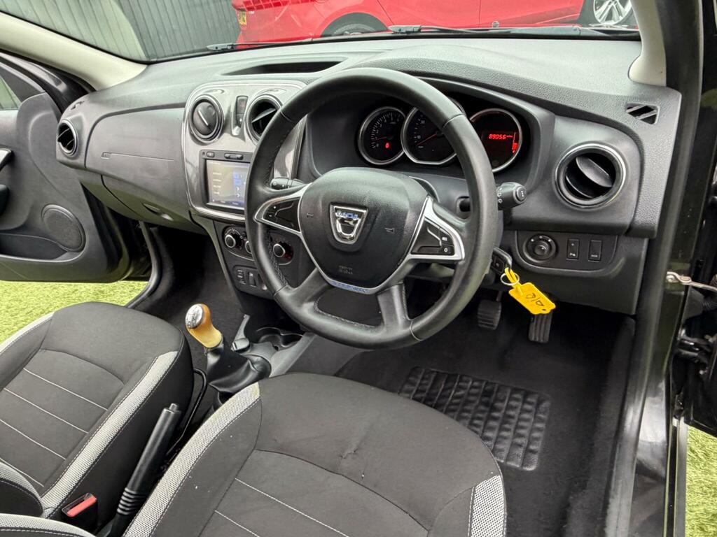 Dacia Sandero Stepway 1.5 Dci Laureate Hatchback Euro SJ17JDV Black #3