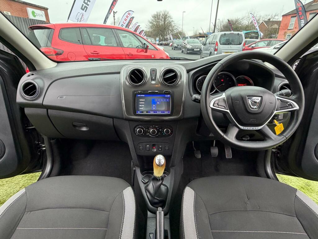 Dacia Sandero Stepway 1.5 Dci Laureate Hatchback Euro SJ17JDV Black #2