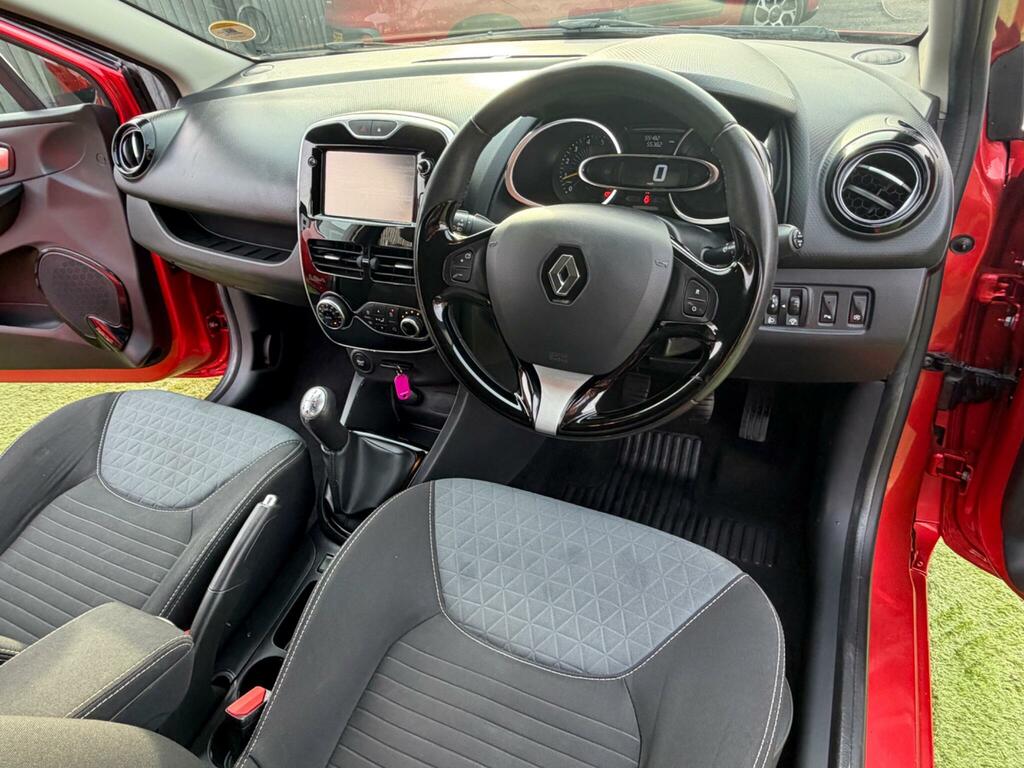 Renault Clio 1.5 Dci Dynamique S Medianav Hatchback LS15YLL Red #3