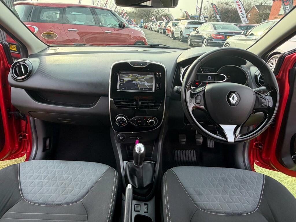 Renault Clio 1.5 Dci Dynamique S Medianav Hatchback LS15YLL Red #2