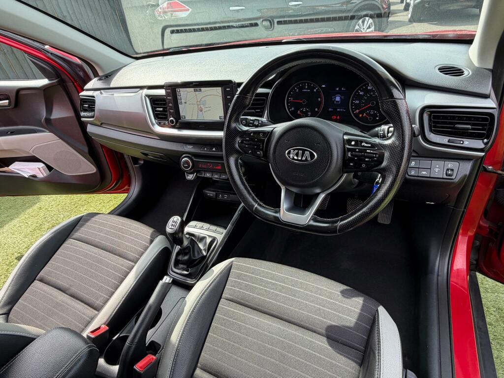 Kia Stonic 1.6 Crdi 3 Suv Euro 6 Ss 113 Red #2