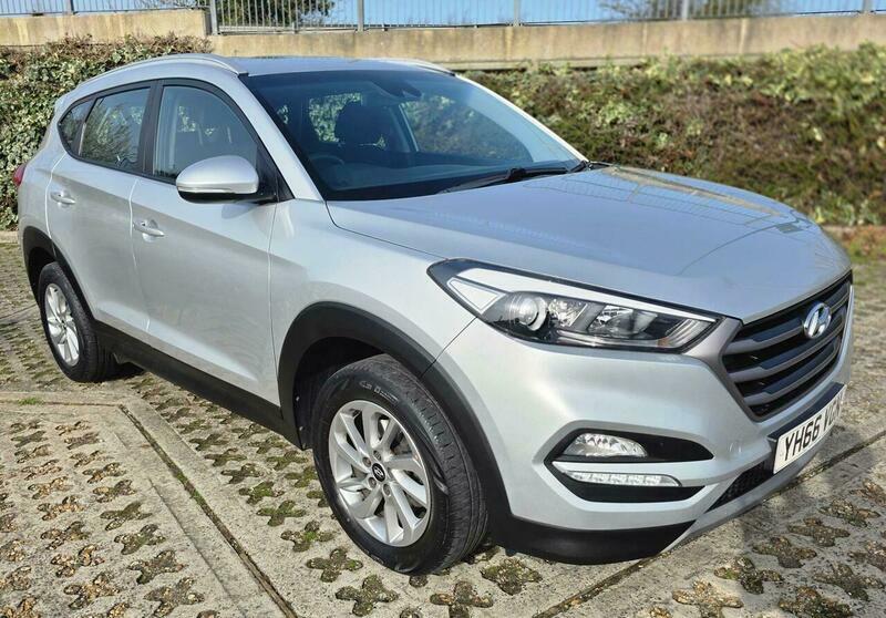 Hyundai Tucson 1.6 Gdi Blue Drive Silver
