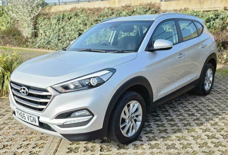 Hyundai Tucson 1.6 Gdi Blue Drive YH66VGN Silver #3