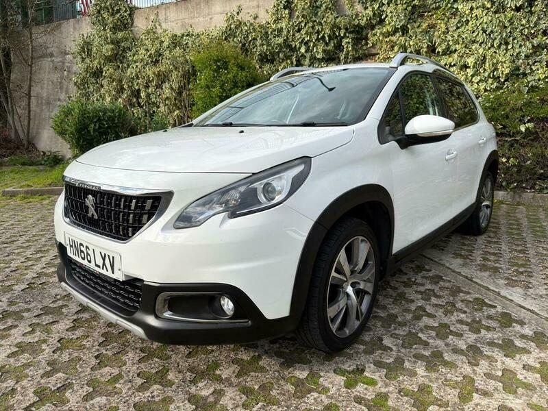 Peugeot 2008 1.2 Puretech Allure Euro HN66LXV White #3