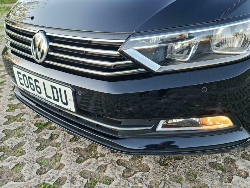 Volkswagen Passat 1.6 Tdi Bluemotion Tech Black #6