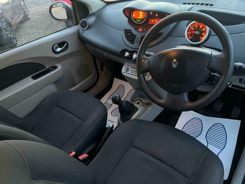 Renault Twingo 1.2 16V Dynamique Euro 4 Orange #16