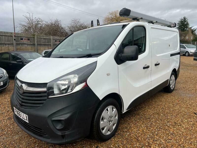 Vauxhall Vivaro 1.6 Cdti 2900 Biturbo FN66LLX White #6