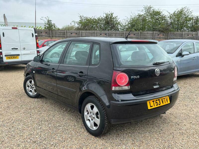 Volkswagen Polo 1.4 S A Black #2