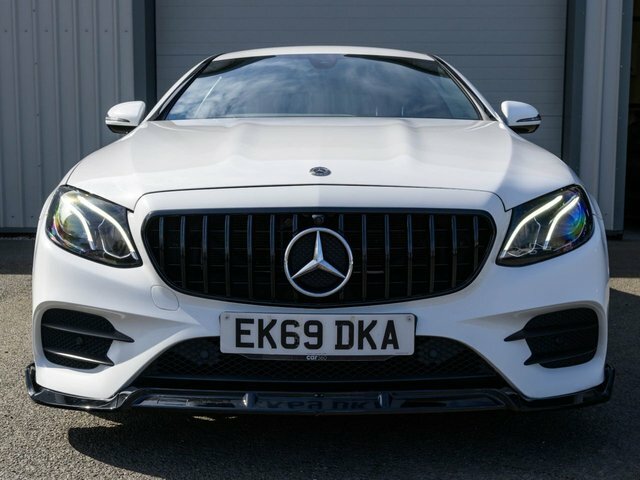 Mercedes-Benz E Class 2019 2.0 E350 Amg Line Coupe G-tronic EK69DKA White #4