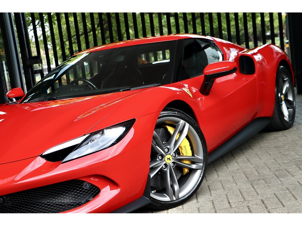 Ferrari 296 GTB 3.0T V6 7.45Kwh Coupe Plug-in Hybrid F1 Red #4