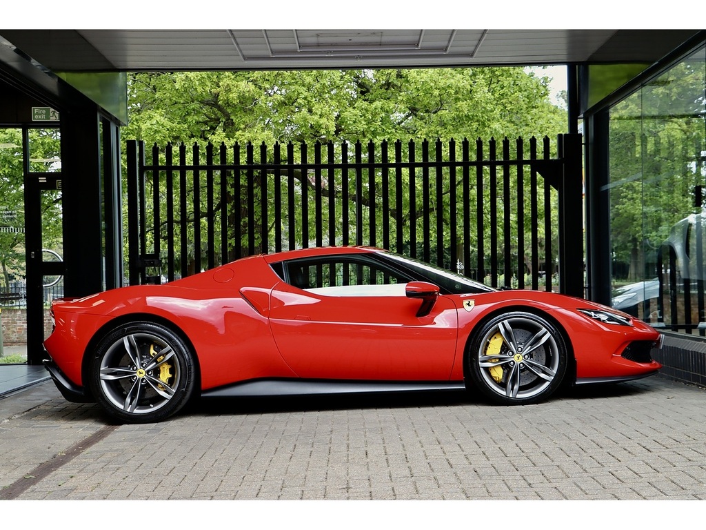 Ferrari 296 GTB 3.0T V6 7.45Kwh Coupe Plug-in Hybrid F1 Red #6