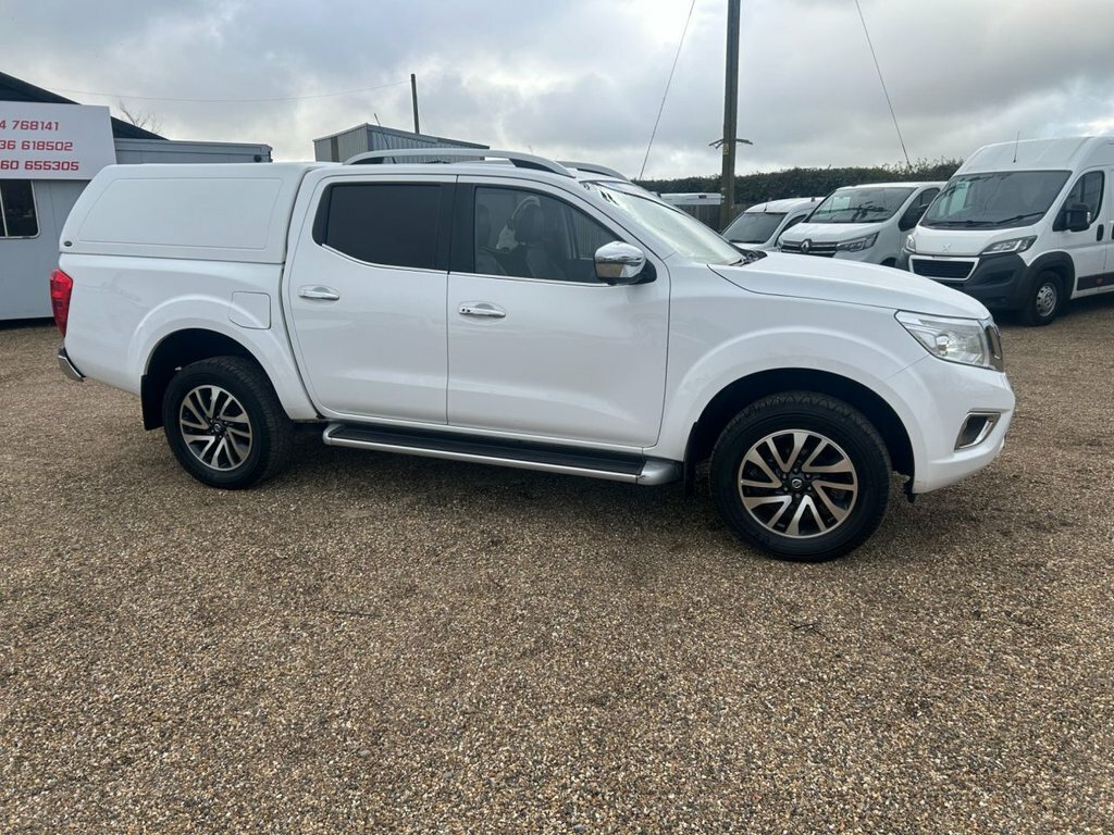Nissan Navara 2.3L Tekna KF19POV White #6
