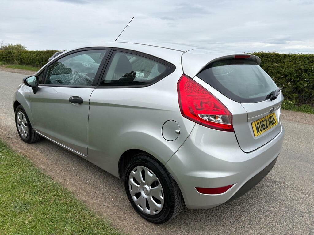 Ford Fiesta 1.25 Studio WU62HGK Silver #4