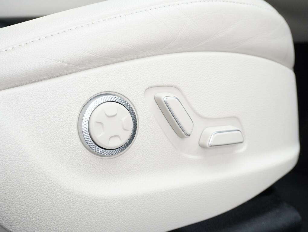 Genesis GV80 Luxury Blue #26