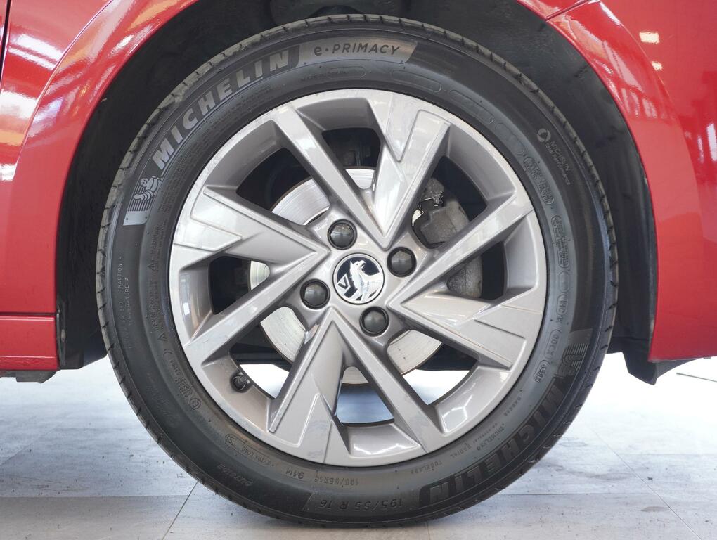 Vauxhall Corsa 1.2 Design Hatchback Euro 6 75 TXZ5726 Red #2