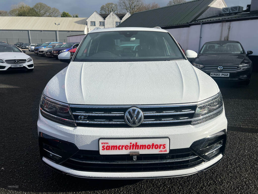 Volkswagen Tiguan 2.0 Tdi 150 4Motion R-line SD68EPE White #2