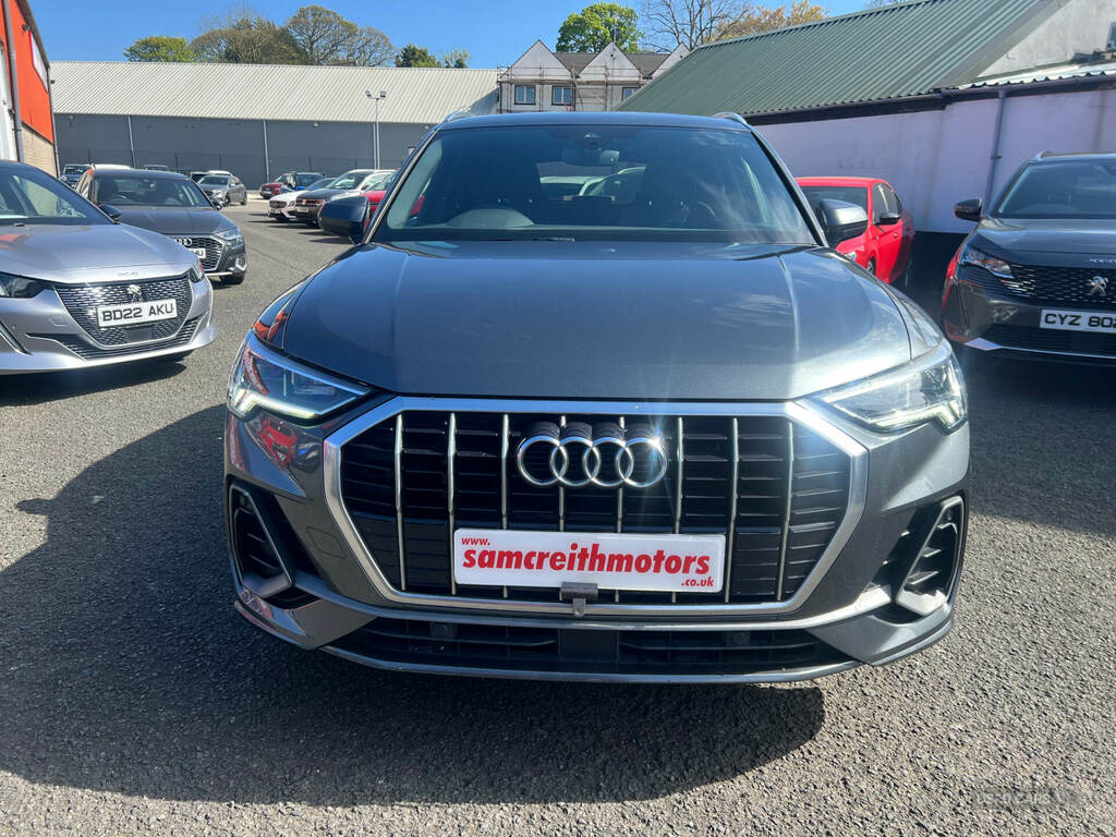 Audi Q3 35 Tdi S Line S Tronic EJ20EAY Grey #4