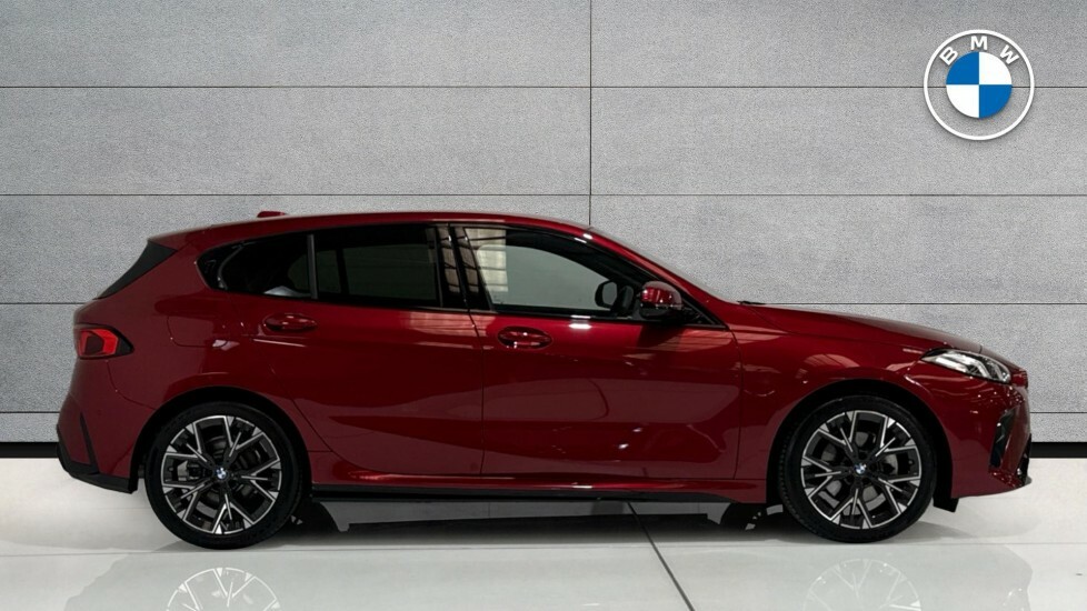 BMW 1 Series 120 M Sport YJ75EUA Red #5