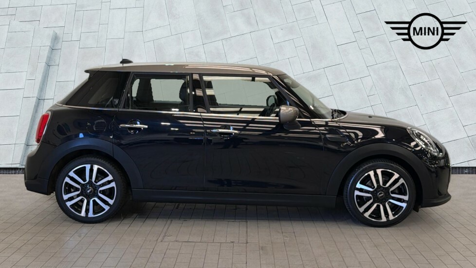 Mini Hatch 5-Door Hatch Cooper Exclusive YH72WGE Black #6