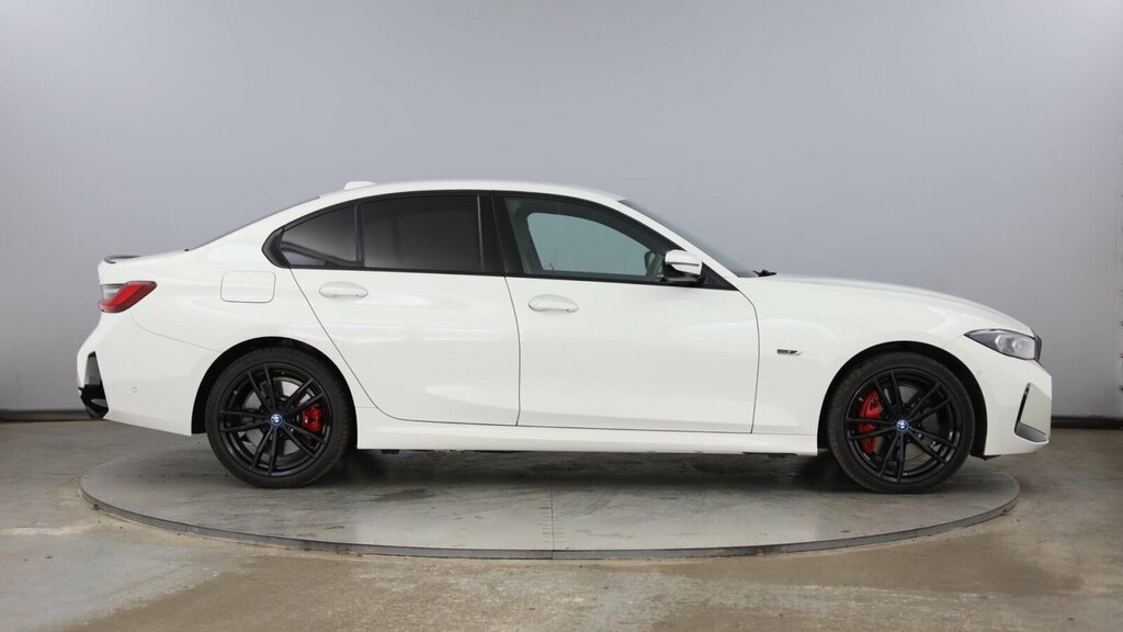 BMW 3 Series 330E M Sport Saloon HF72OEY White #5