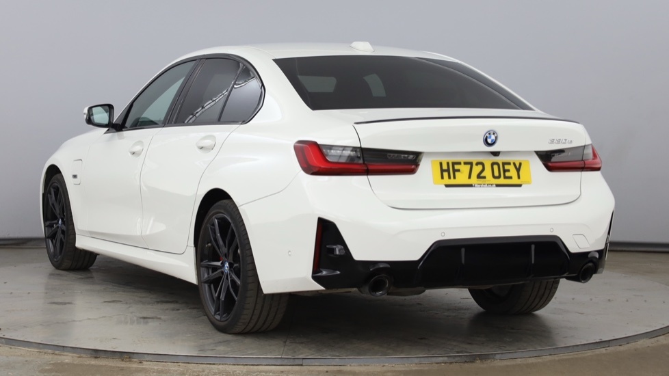 BMW 3 Series 330E M Sport Saloon HF72OEY White #4