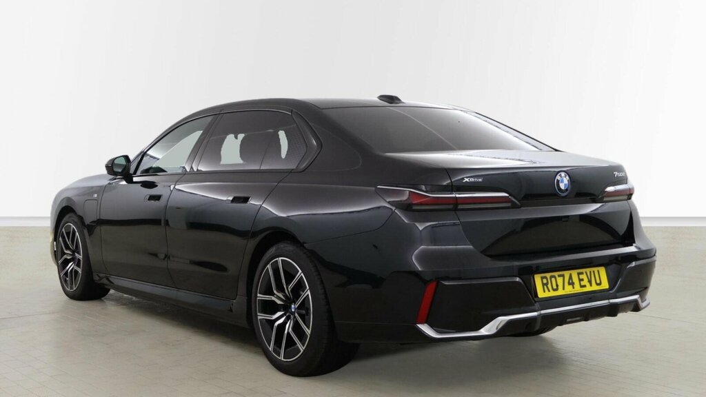 BMW 7 Series 750E Xdrive M Sport RO74EVU Black #3