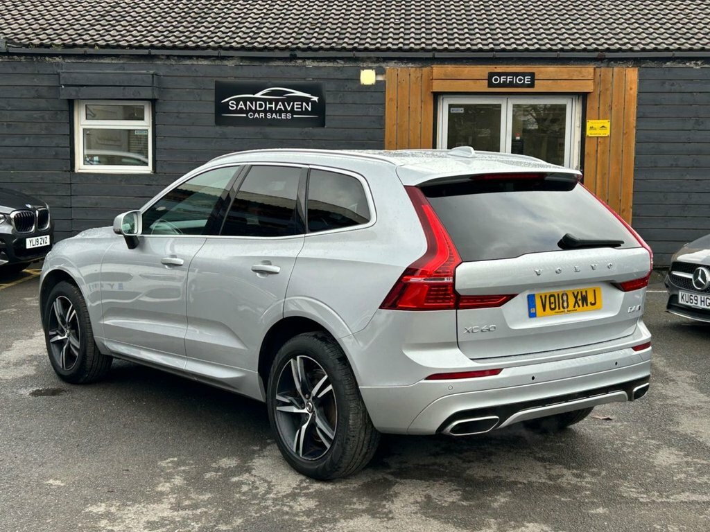Volvo XC60 2L R-design VO18XWJ Silver #2