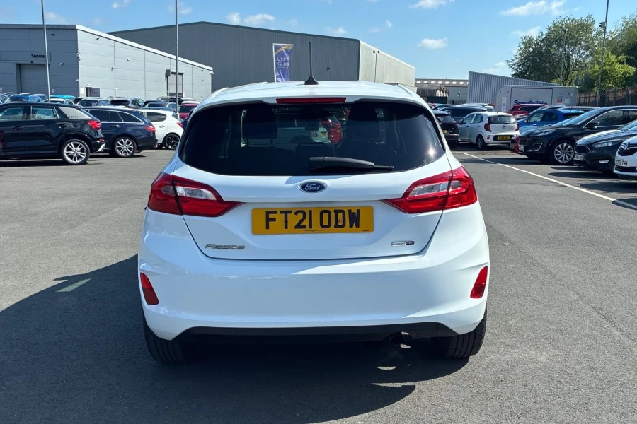 Ford Fiesta Fiesta 1.0 L Ecoboost Hybrid Trend 6Spd 125Ps FT21ODW White #3
