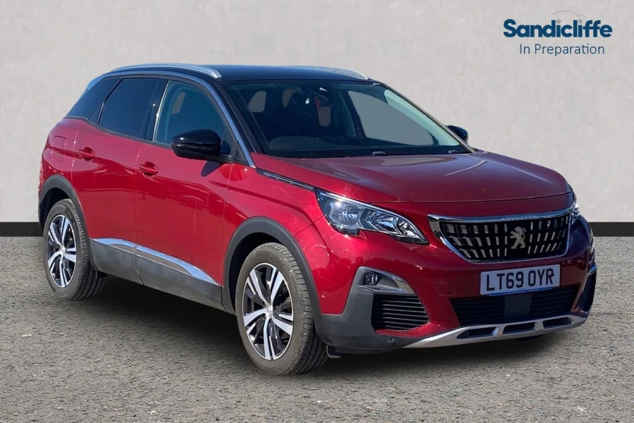 Peugeot 3008 3008 1.5 Bluehdi Allure Estate Red