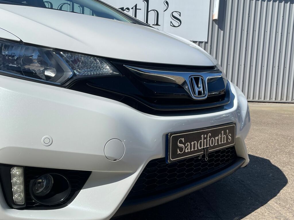 Honda Jazz 1.3 I-vtec Ex Navi Hatchback Eur White #3