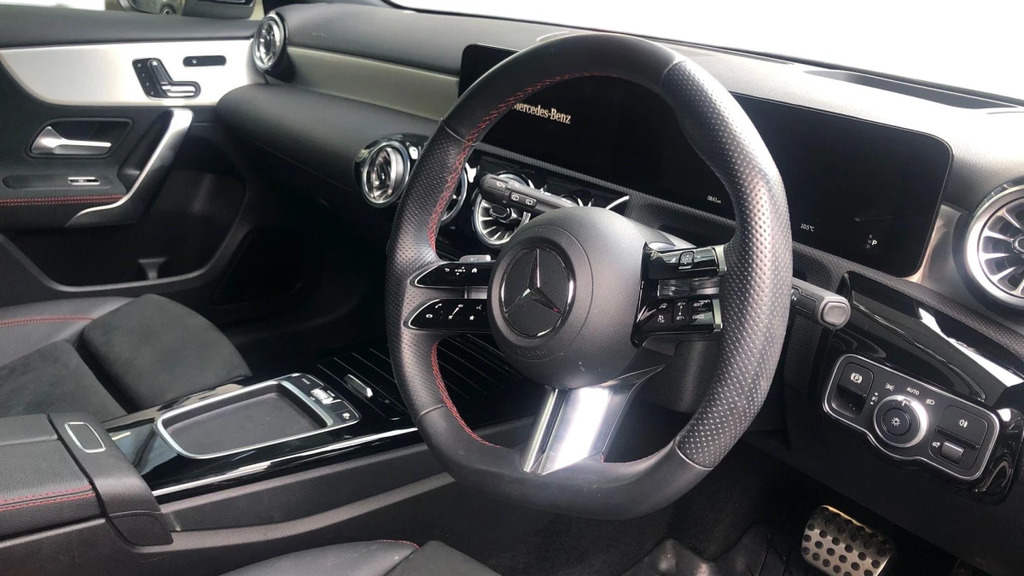 Mercedes-Benz A Class A 200 Amg Line Premium M HV24ZCA Black #3