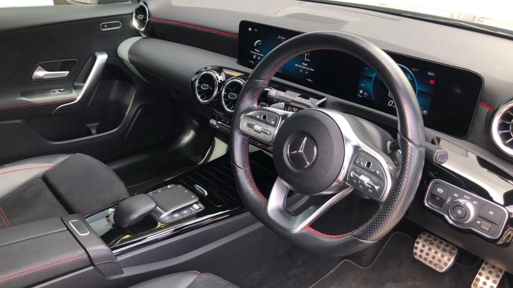 Mercedes-Benz A Class A 200 Amg Line Executive WD70EWV Grey #3