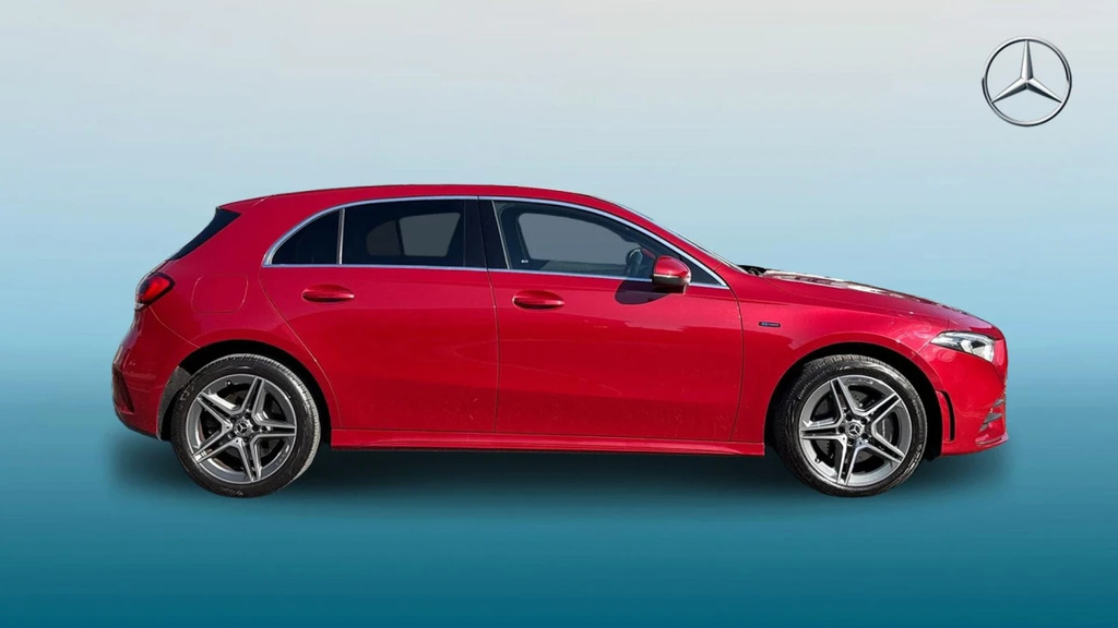 Mercedes-Benz A Class A 250 Amg Line E Red #4