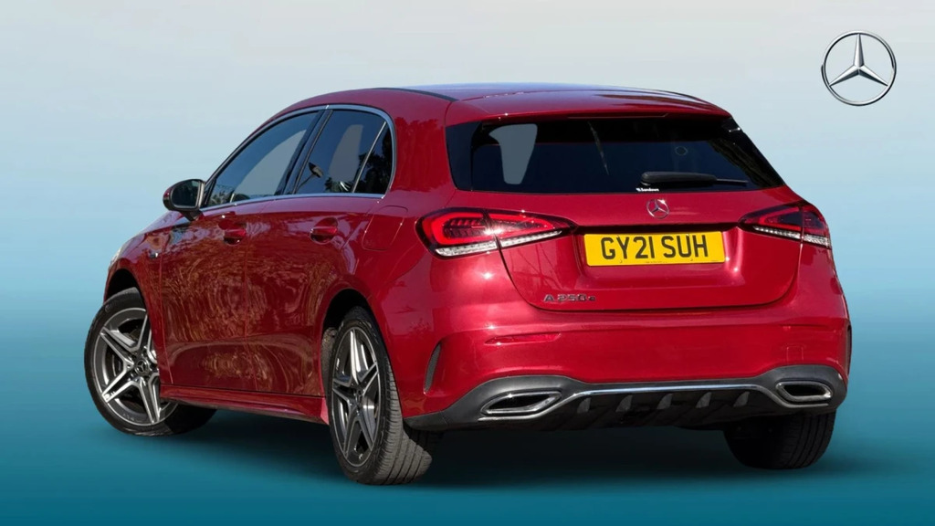 Mercedes-Benz A Class A 250 Amg Line E Red #2