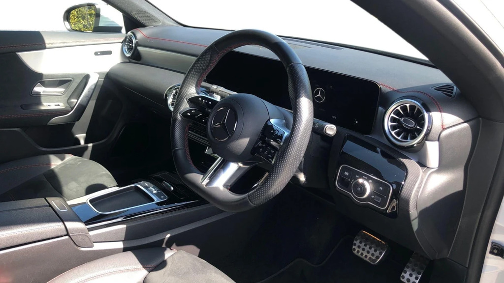 Mercedes-Benz CLA Class Cla 180 Amg Lne Premium M RO24GJE White #3