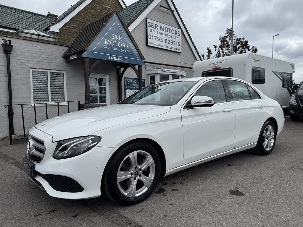 Mercedes-Benz E Class E220d Se WG18HFV White #3