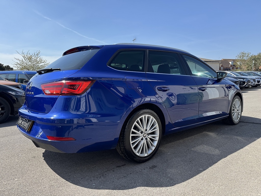 Seat Leon Tsi Xcellence Lux HK19XVM Blue #4