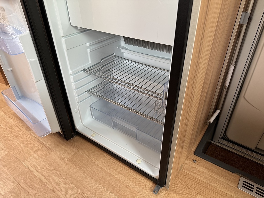 Peugeot 2 Berth, Slide Out Pod Silver #60
