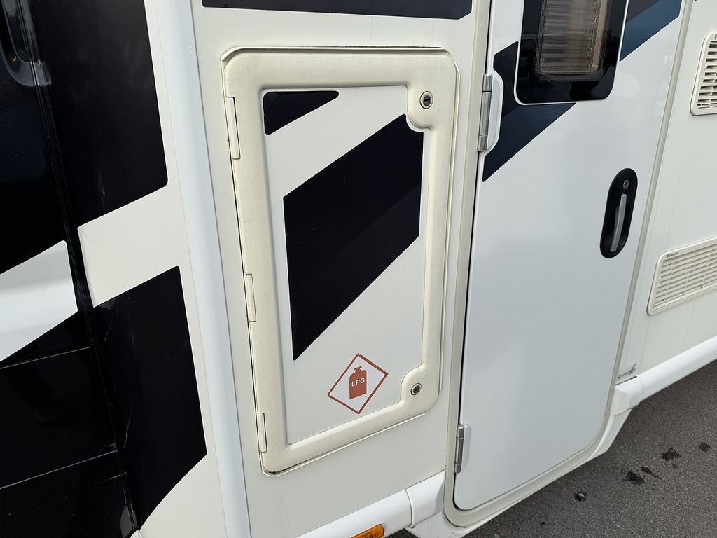 Peugeot 2 Berth, Slide Out Pod Silver #19