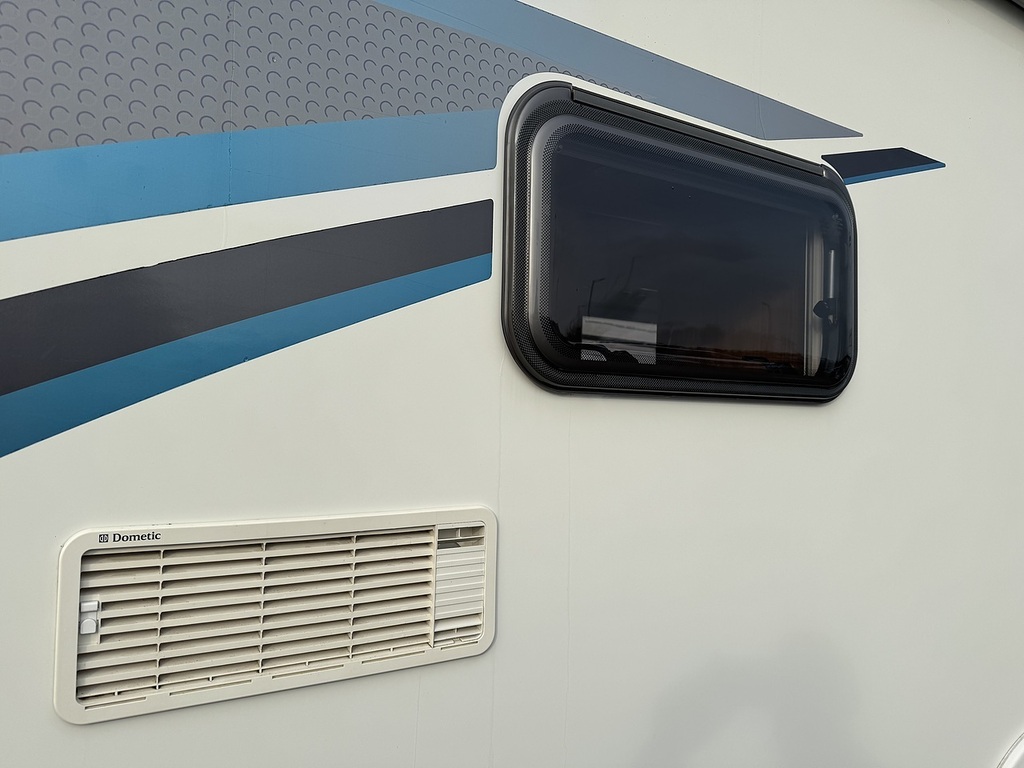 Peugeot 2 Berth, Slide Out Pod Silver #15