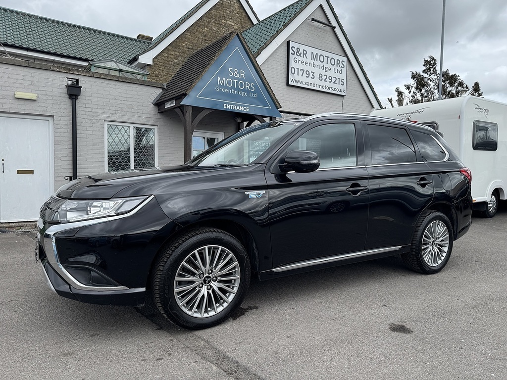 Mitsubishi Outlander H Twinmotor Dynamic FV69YHY Black #2