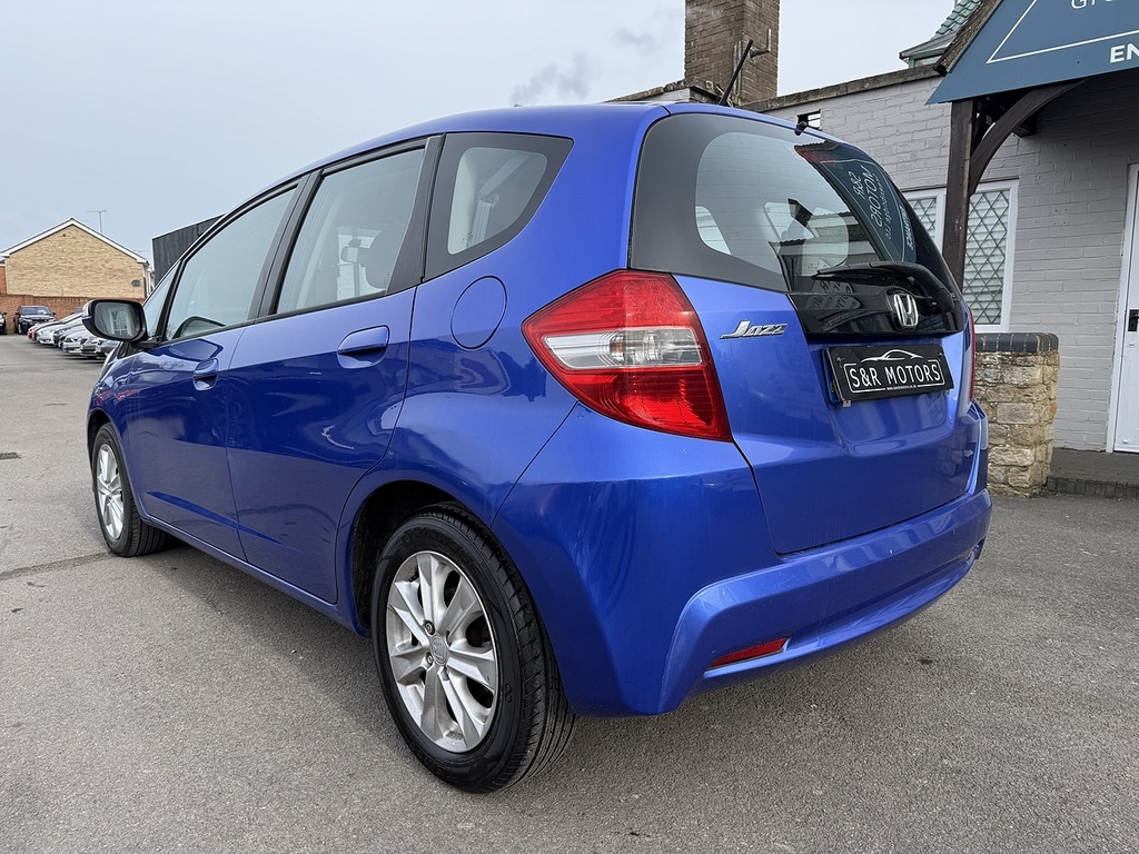 Honda Jazz I-vtec Es Blue #6