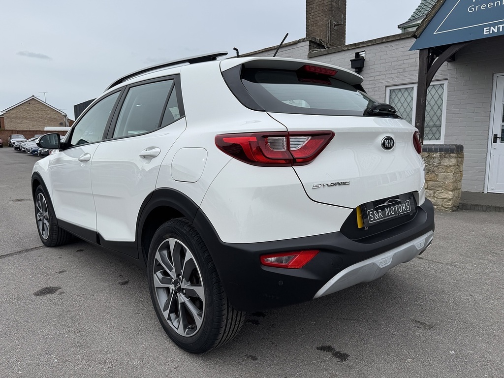 Kia Stonic Crdi 2 RJ67XNS White #6