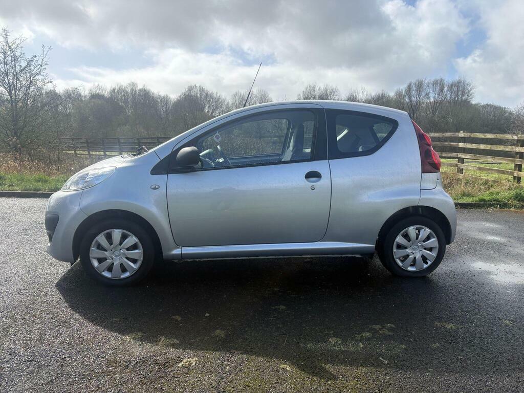 Peugeot 107 1.0 12V Access Euro 5 Silver #4