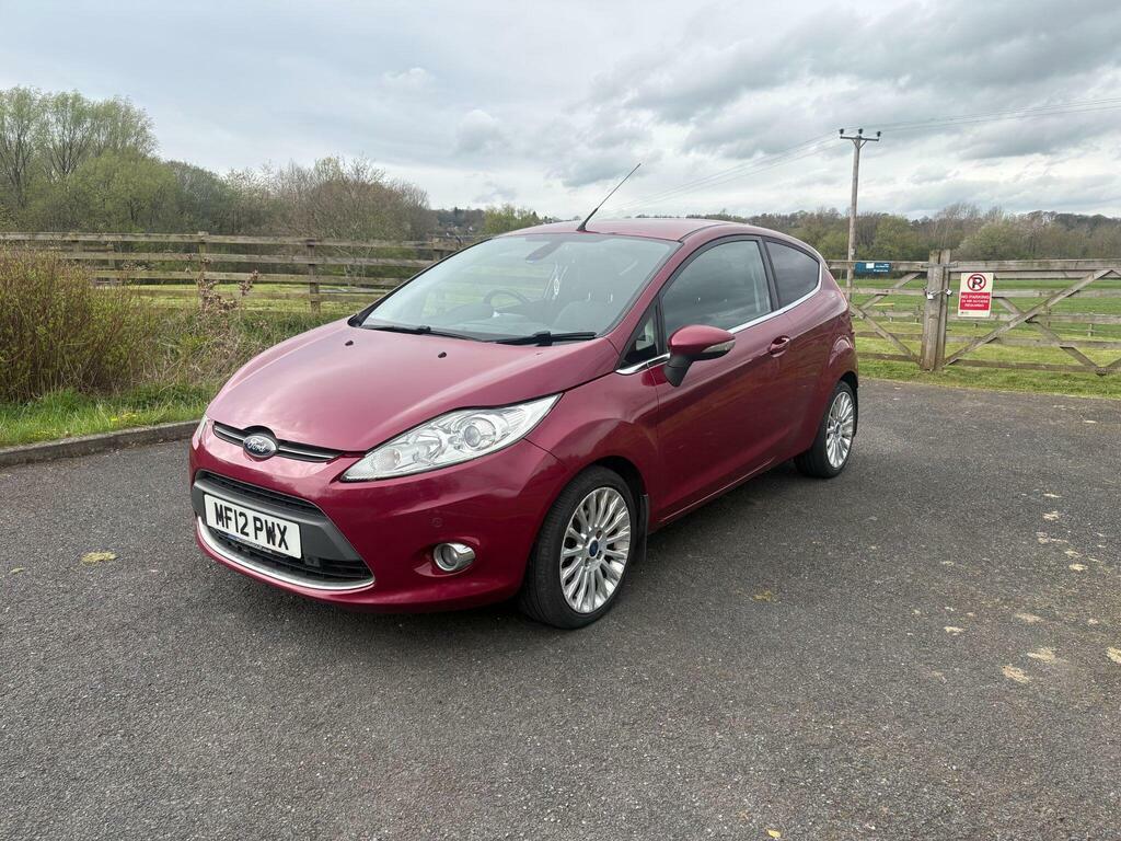 Ford Fiesta 1.4 Titanium MF12PWX Red #3