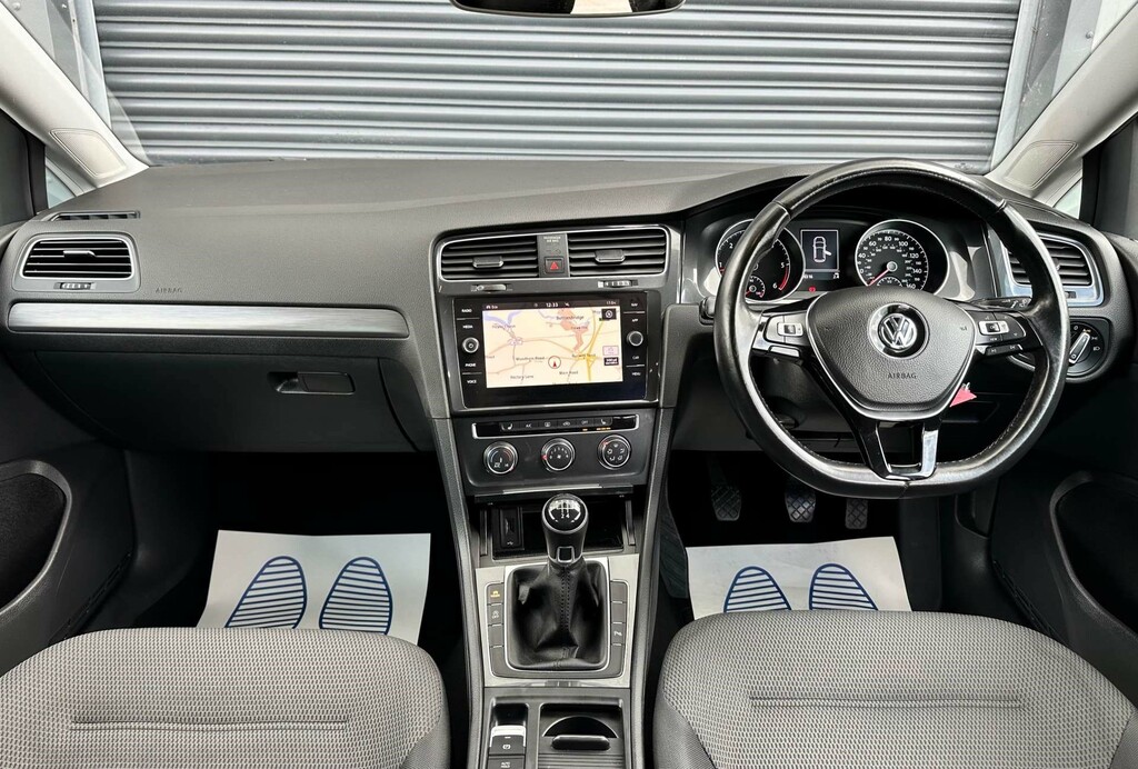 Volkswagen Golf Match Tdi EK19VHY #3
