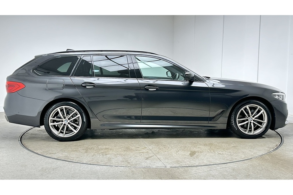 BMW 5 Series 520D Mht M Sport BP69SKZ Grey #4